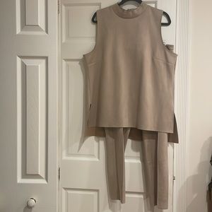 Vince Camuto nude suede set